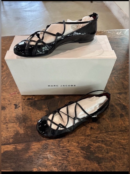 Marc Jacobs Claudia Ghillie Black Patent Ballet Flats